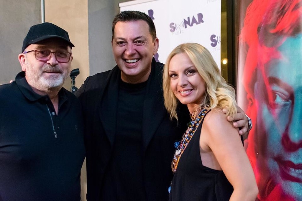 «Πλατινένιος» ο Νίκος Μακρόπουλος! Δείτε όλα όσα έγιναν στην απονομή!