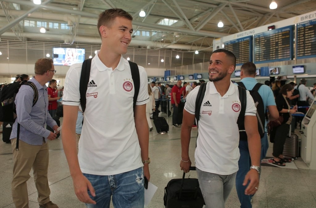 Ολυμπιακός: «Πέταξε» για Αυστρία (photos)