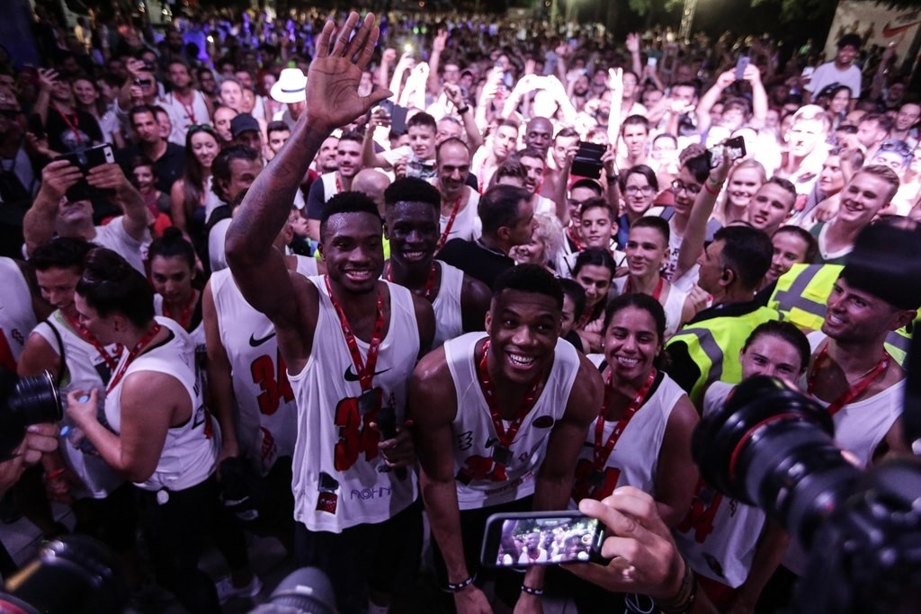 Antetokounbros 5K Run: Η Αθήνα έτρεξε με Γιάννη και Θανάση ενάντιο σε όλα τα εμπόδια