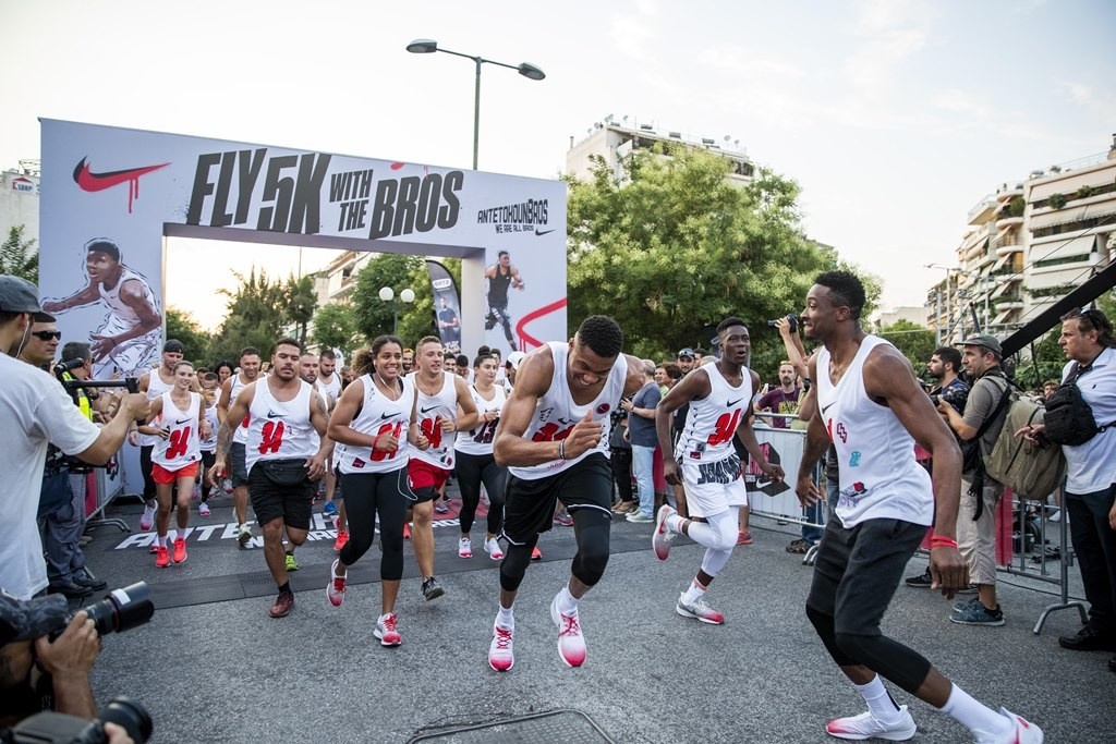Antetokounbros 5K Run: Η Αθήνα έτρεξε με Γιάννη και Θανάση ενάντιο σε όλα τα εμπόδια