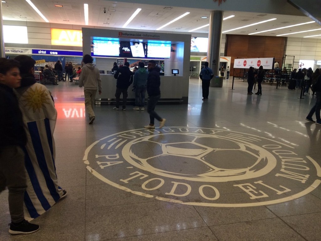 Μουντιάλ: Αποθέωση για Ουρουγουάη (photos+video)