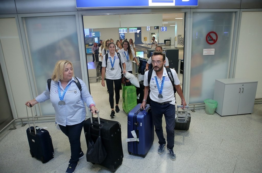 Ελλάδα: Επέστρεψαν οι «ασημένιες» Πρωταθλήτριες του πόλο (photos)