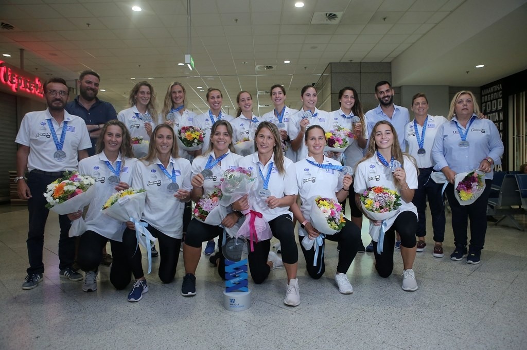 Ελλάδα: Επέστρεψαν οι «ασημένιες» Πρωταθλήτριες του πόλο (photos)