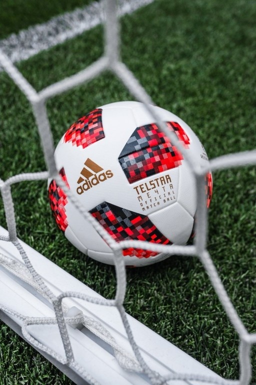 Αυτή είναι η νέα μπάλα της Super League (photos)
