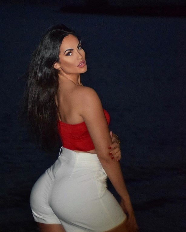 Η Ελληνίδα φοιτήτρια που αναστατώνει το Instagram! (photos)