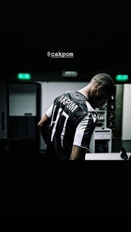 ΠΑΟΚ: Υπέγραψε ο Ακπόμ (photos)