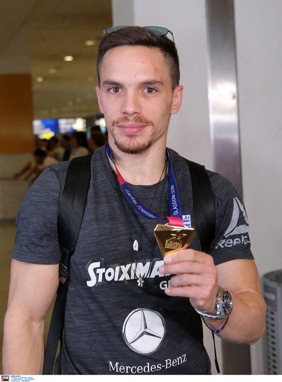 Επέστρεψε στην Ελλάδα ο Λευτέρης Πετρούνιας (photos)