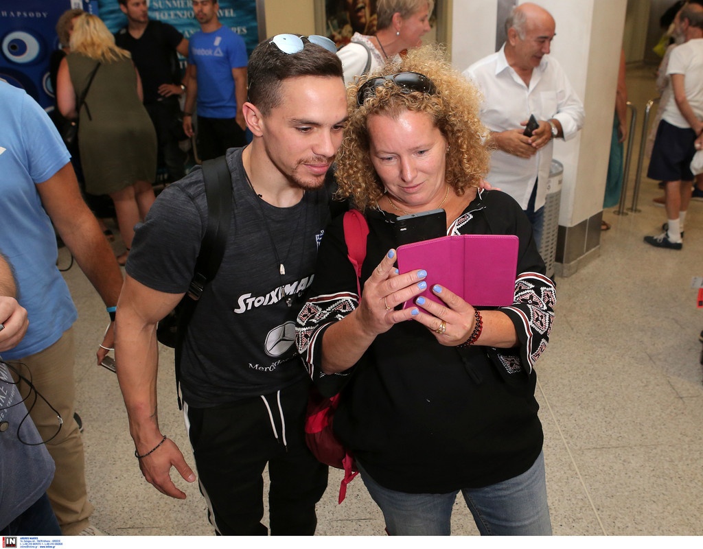 Επέστρεψε στην Ελλάδα ο Λευτέρης Πετρούνιας (photos)