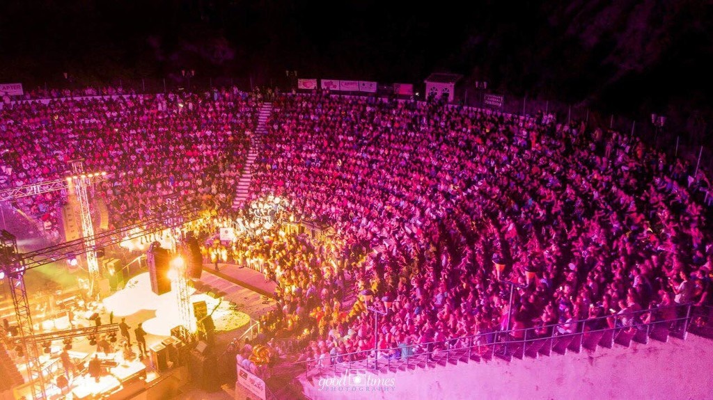 Αποθεώθηκε στη Ζάκυνθο ο Γιάννης Πλούταρχος (photos)