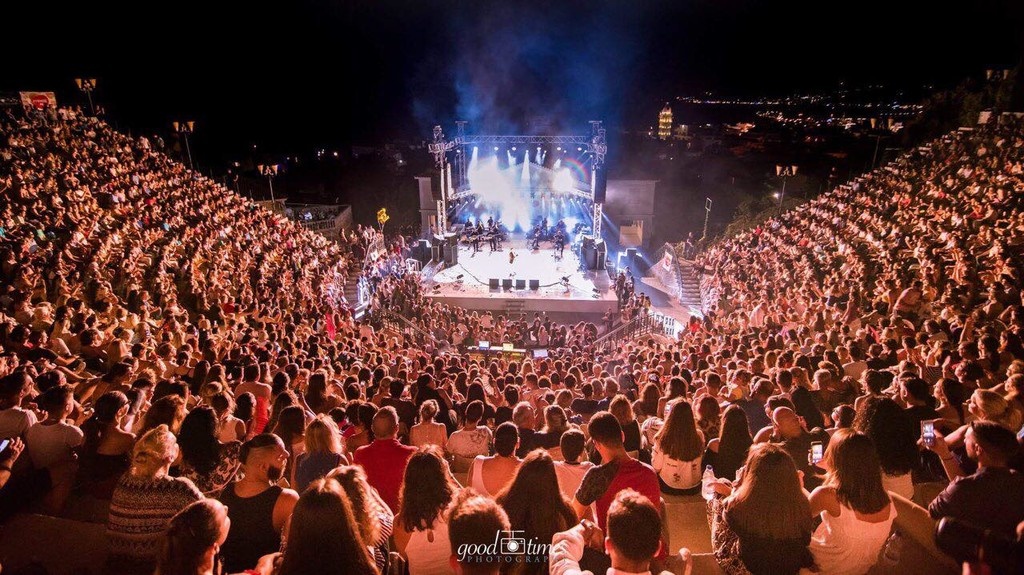 Αποθεώθηκε στη Ζάκυνθο ο Γιάννης Πλούταρχος (photos)