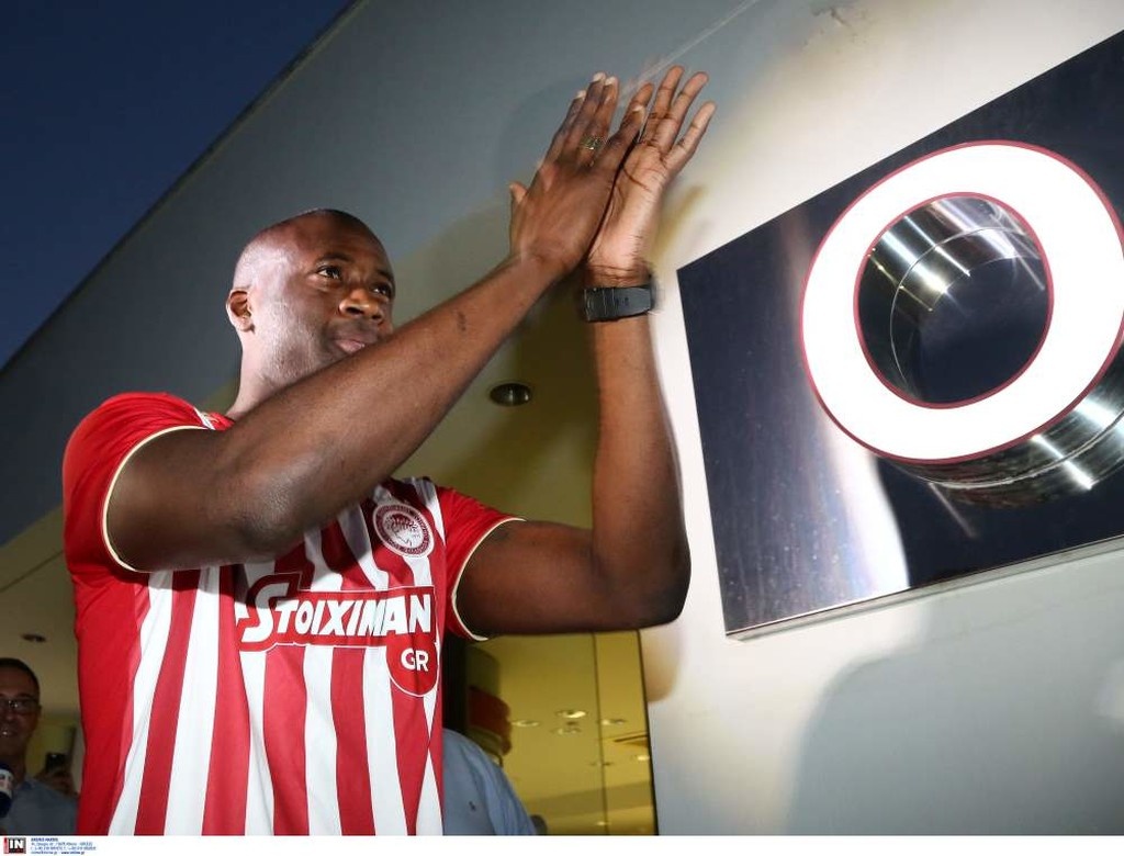 Ολυμπιακός: Πανικός για τον «ερυθρόλευκο» Τουρέ! (photos)