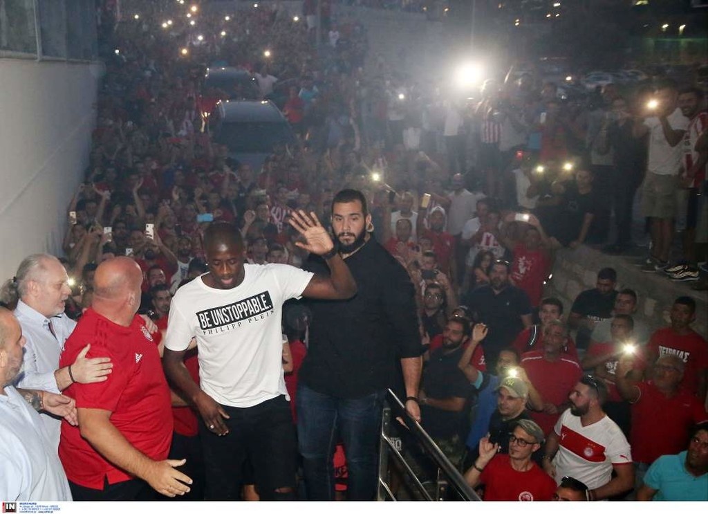 Ολυμπιακός: Πανικός για τον «ερυθρόλευκο» Τουρέ! (photos)