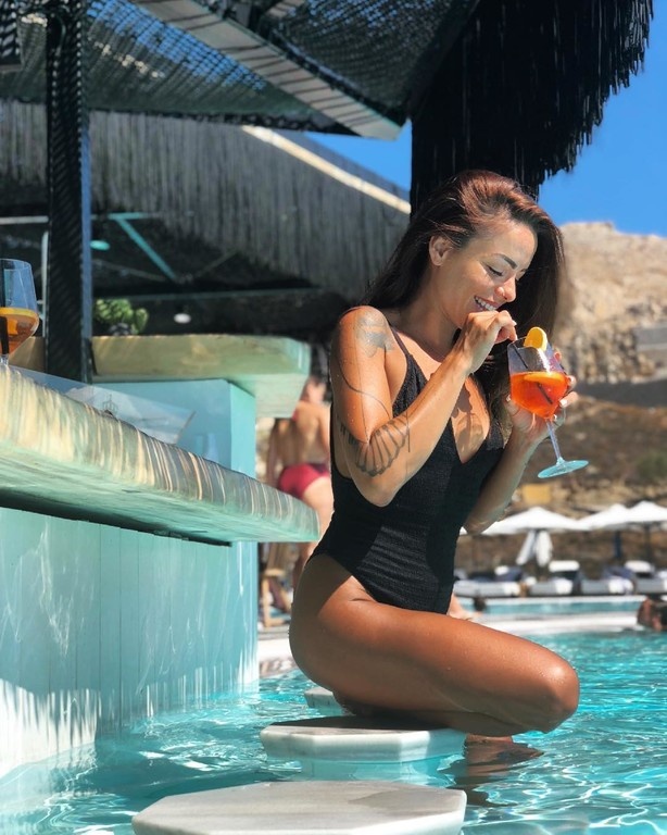 Καυτή αλλαγή! Έτσι είναι πρώην μέλος των Mystique της Ελένης Φουρέιρα (photos)