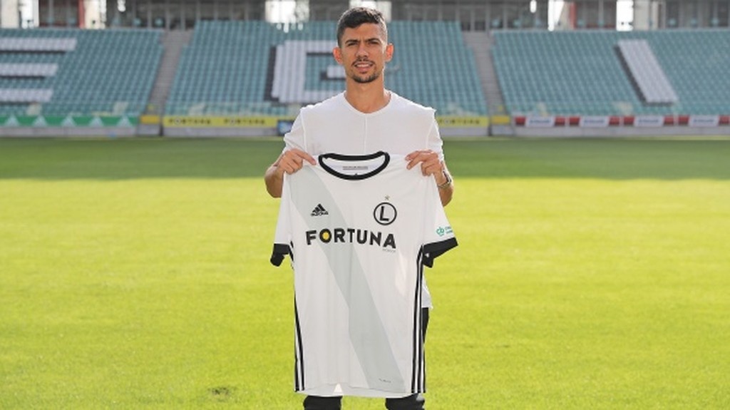 Επίσημο! Εκεί συνεχίζει ο Μαρτίνς (photos)