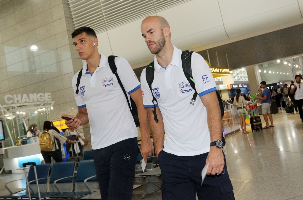 Ελλάδα: «Πέταξε» για Παρίσι (photos)