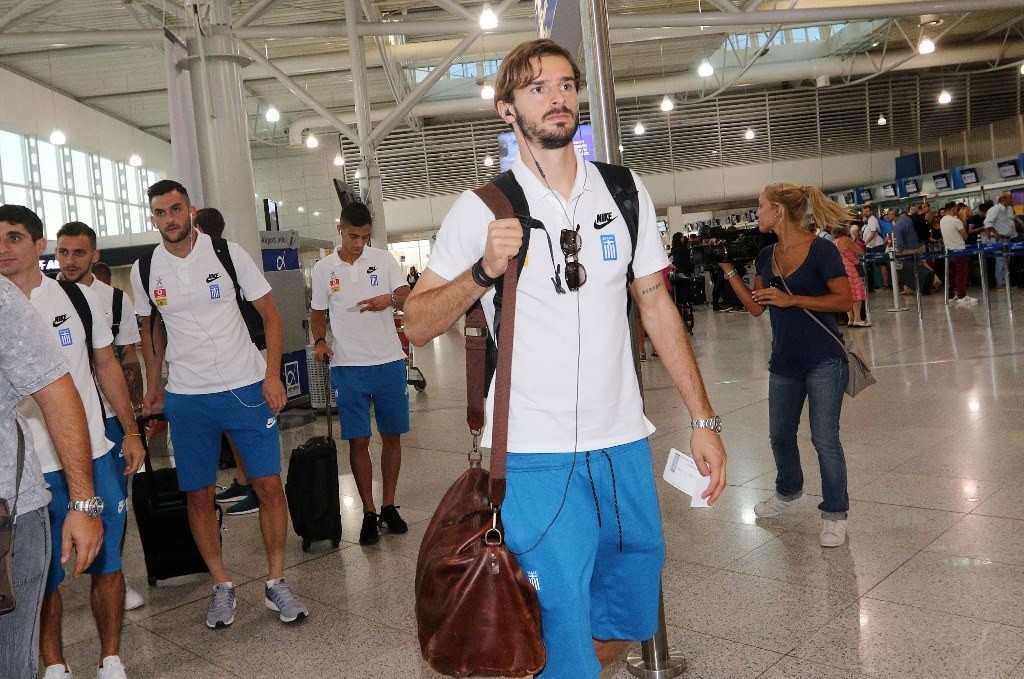 Ελλάδα: Έφυγε για Ταλίν (photos)