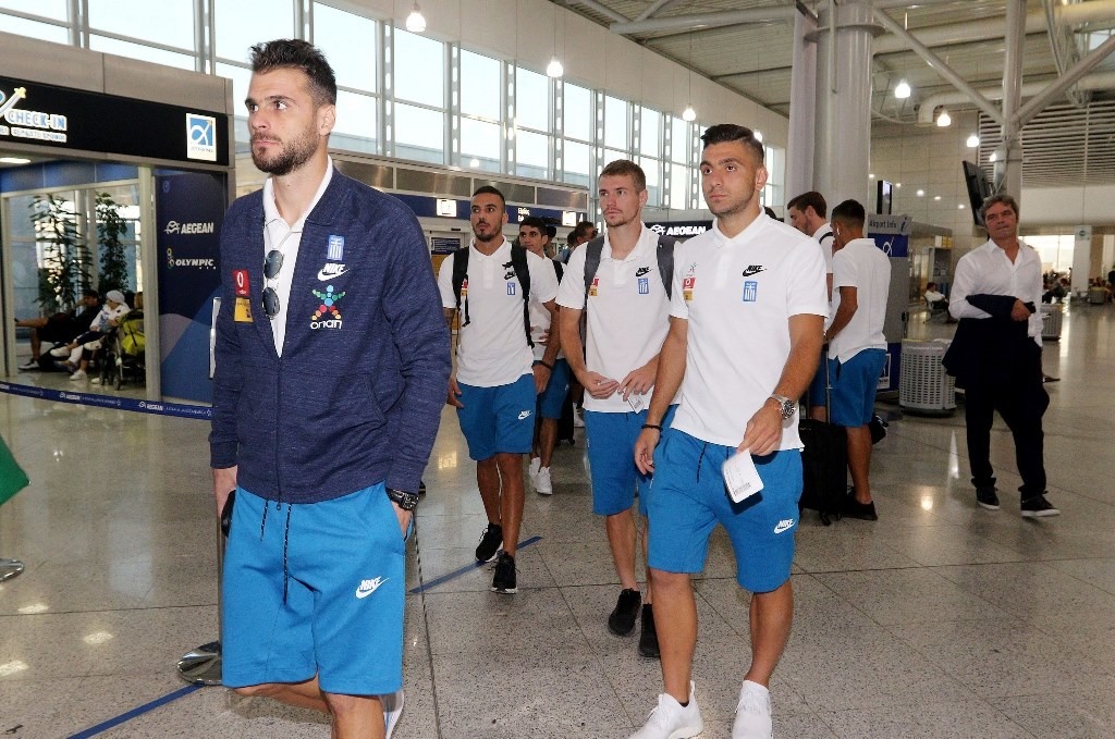 Ελλάδα: Έφυγε για Ταλίν (photos)