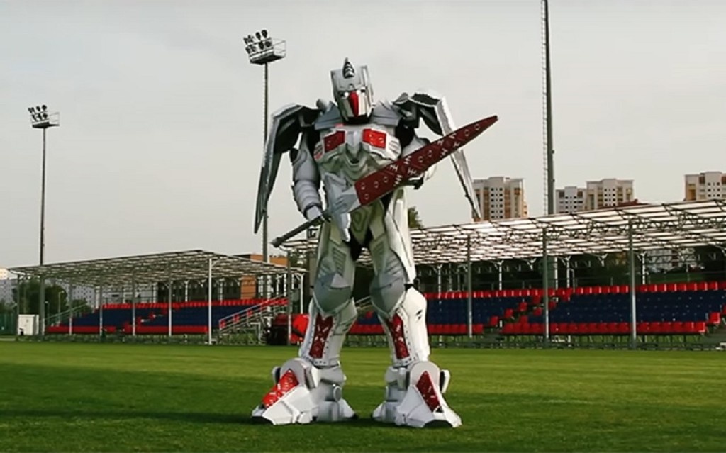 Απίστευτο: Η νέα μασκότ της Λευκορωσίας είναι… transformers! (photos+video)