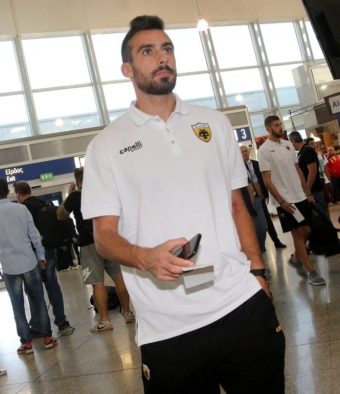 ΑΕΚ: «Πέταξε» για Ολλανδία (photos)