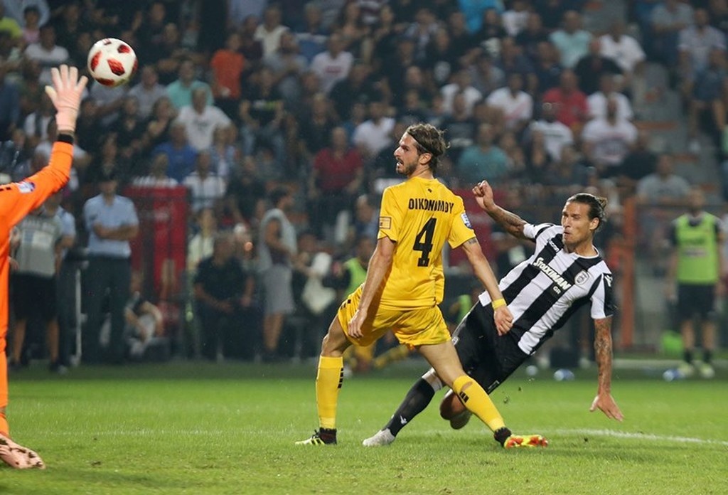 ΠΑΟΚ-ΑΕΚ 2-0: Καρέ-καρέ η γκολάρα του Πρίγιοβιτς και οι πανηγυρισμοί του Λουτσέσκου (photos)