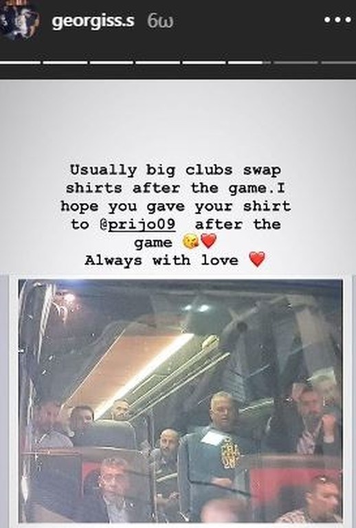 ΠΑΟΚ - ΑΕΚ: Ειρωνική απάντηση Σαββίδη σε Δημητριάδη για το μπλουζάκι (photo)