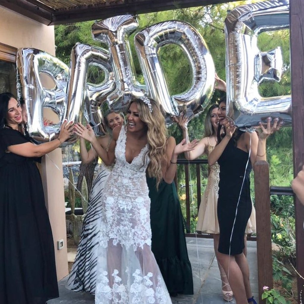 Παντρεύτηκε η Αθηνά Πολίτη- Δείτε φωτογραφίες από τον γάμο