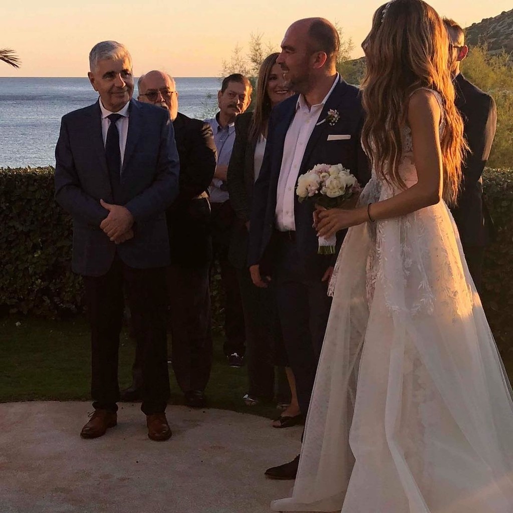 Παντρεύτηκε η Αθηνά Πολίτη- Δείτε φωτογραφίες από τον γάμο