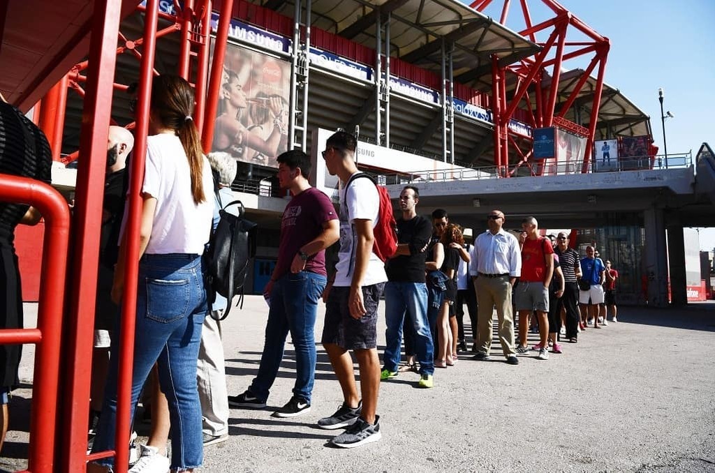 Ολυμπιακός: «Ουρές» για το ντέρμπι με τον ΠΑΟΚ (photos)