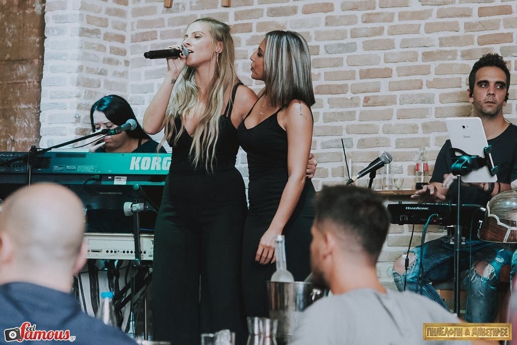 Μαρία Καρλάκη: Ξεκίνησε εμφανίσεις- Δείτε ποιοι έδωσαν το παρών