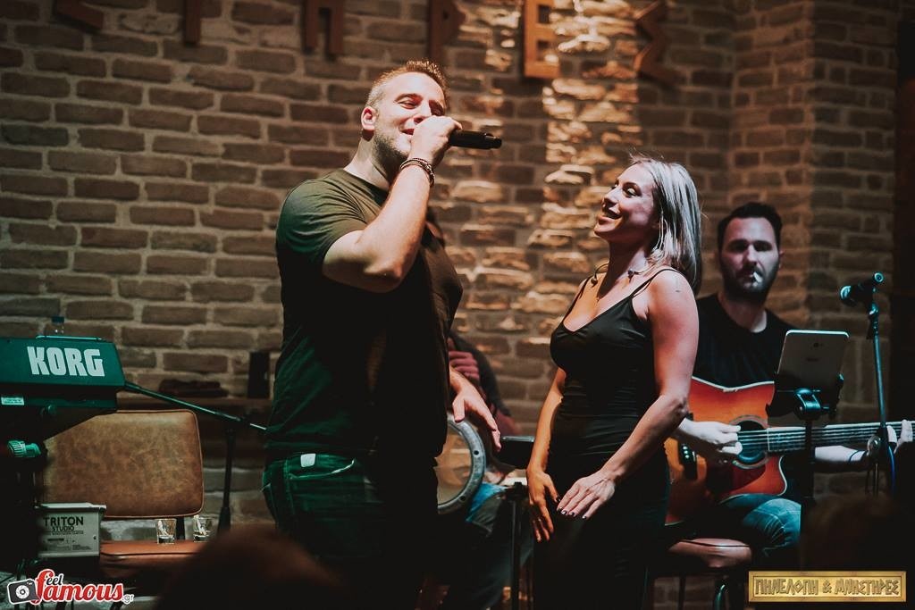 Μαρία Καρλάκη: Ξεκίνησε εμφανίσεις- Δείτε ποιοι έδωσαν το παρών