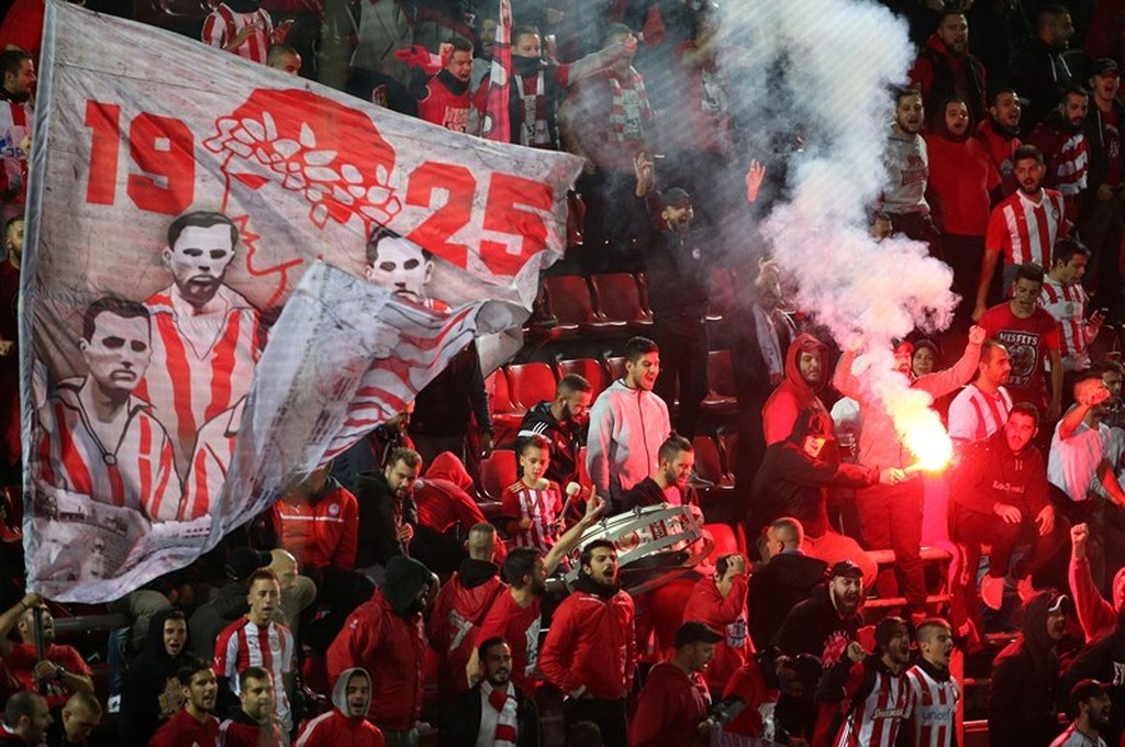 Ολυμπιακός-ΠΑΟΚ: Οι πρώτες εικόνες από το «Γ. Καραϊσκάκης»