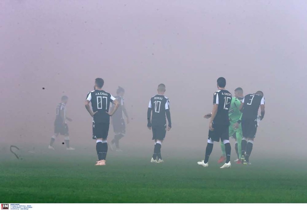 Ολυμπιακός-ΠΑΟΚ: Γι' αυτό άργησε να ξεκινήσει το ντέρμπι (photos)