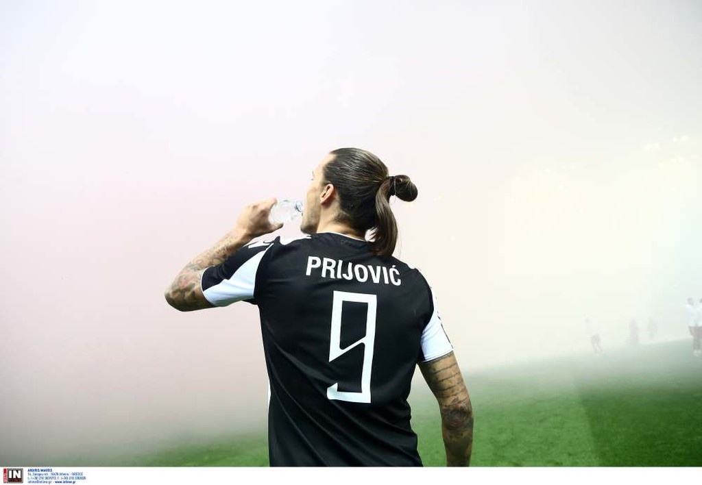 Ολυμπιακός-ΠΑΟΚ: Γι' αυτό άργησε να ξεκινήσει το ντέρμπι (photos)