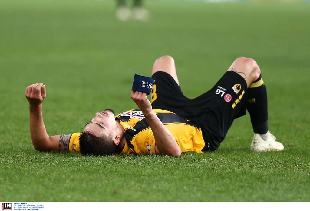 ΑΕΚ: Η… μοναξιά του Σιμόες (photos)