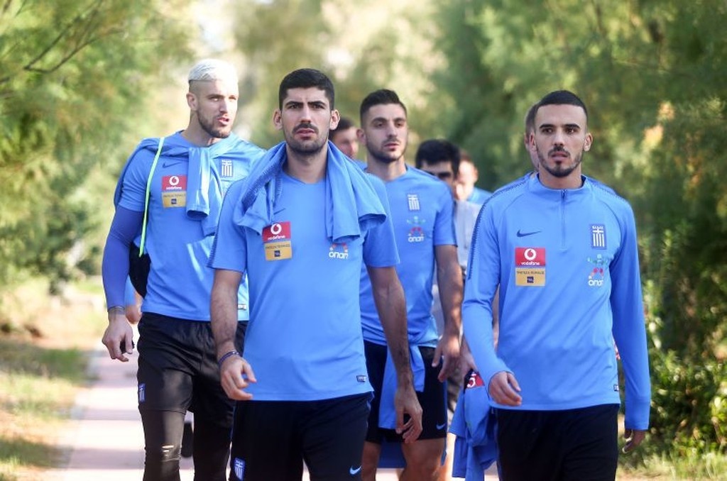 Εθνική Ελλάδας: Νοκ-άουτ Τοροσίδης, Οικονόμου (photo)