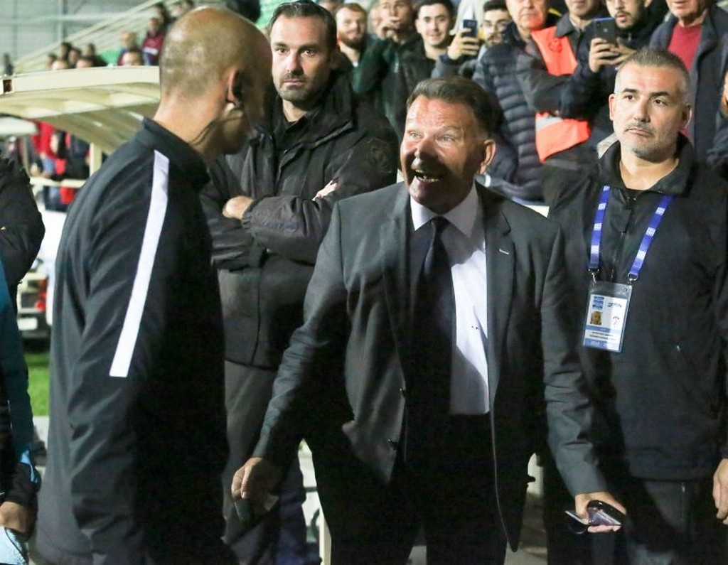 Έξαλλος ο Κούγιας: «Έχουμε την παράγκα Νο2» (photos+video)