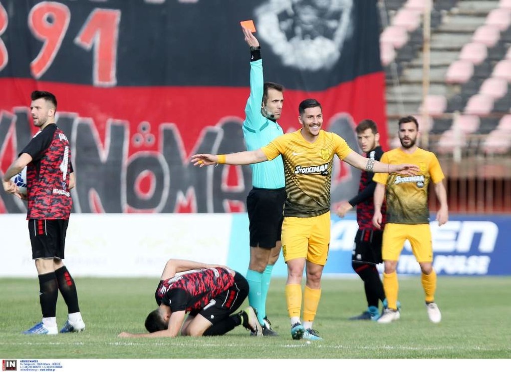 Όταν Κατσουράνης και ΟΦΗ πάθαιναν... Κούγια με τη διαιτησία του Λάμπρου! (videos, photos)