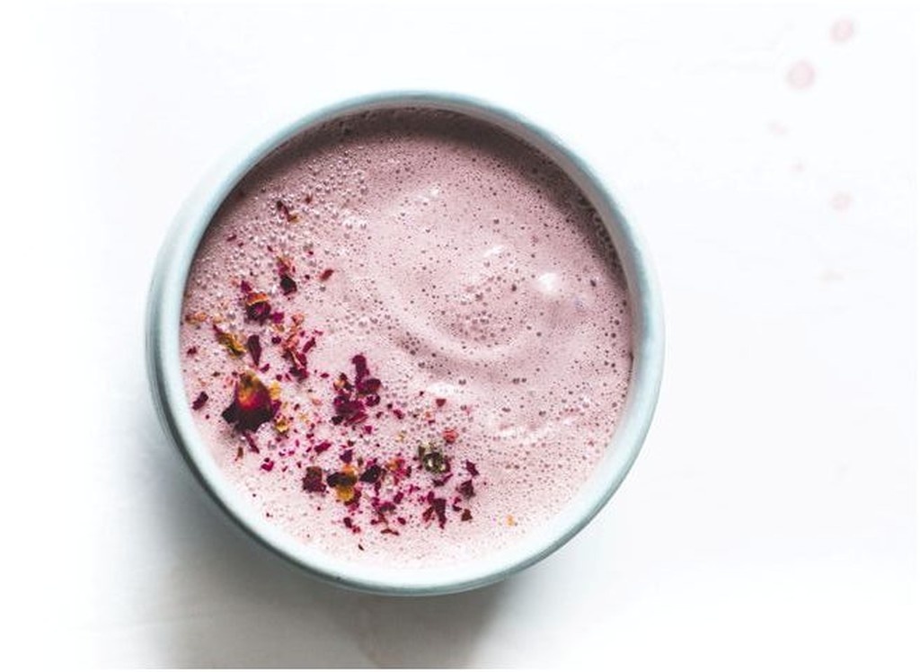 «Moon milk» για να κάνεις έναν ύπνο… like a Pro!