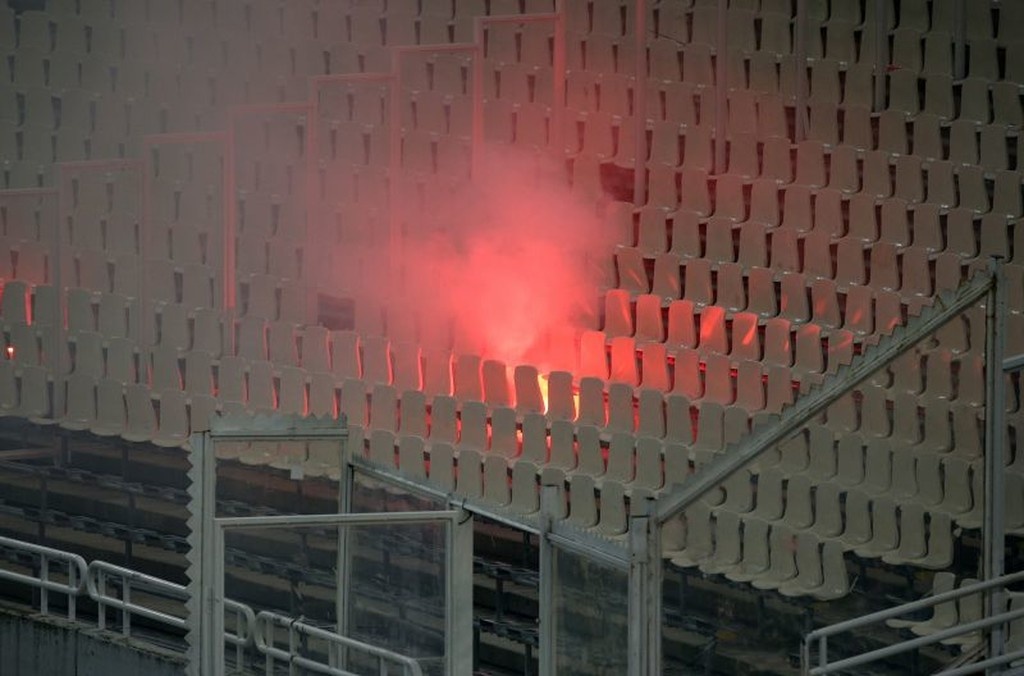 Ελλάδα – Ουγγαρία: «Φωτιά» στις κερκίδες του ΟΑΚΑ (photos)