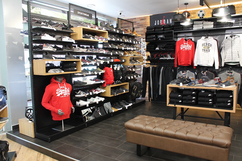 Ψαρών 3, Περιστέρι
Τηλ. 210 571 6660