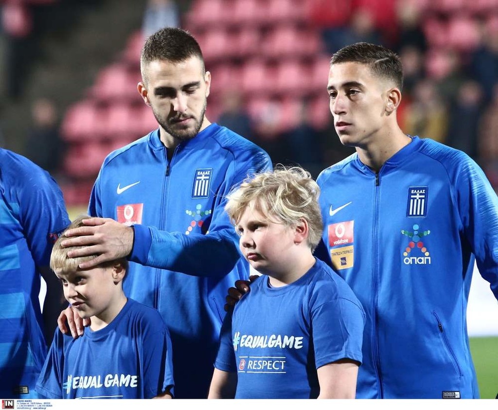 Φινλανδία-Ελλάδα: Κι όμως η καλύτερη στιγμή του αγώνα έγινε πριν την σέντρα! (photos)