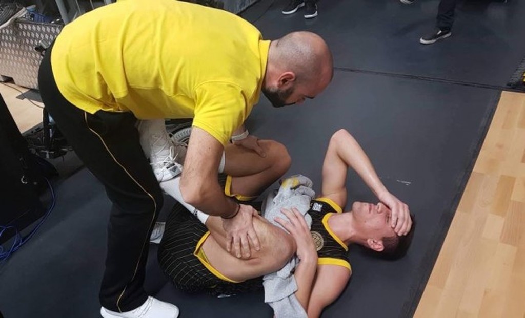 Έπαιξε με ένεση και έκανε «όργια» ο Λαρεντζάκης! (video)