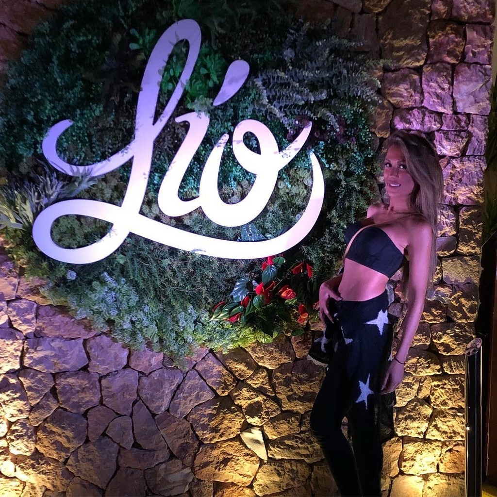 Αθηνά Πολίτη: Το ονειρικό ταξίδι του μέλιτος στην Ίμπιζα (photos)