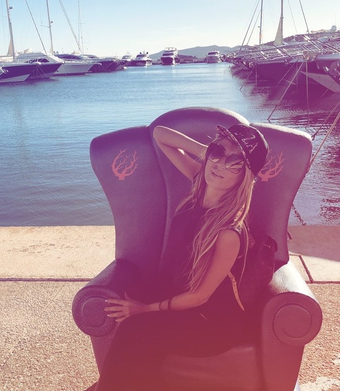 Αθηνά Πολίτη: Το ονειρικό ταξίδι του μέλιτος στην Ίμπιζα (photos)