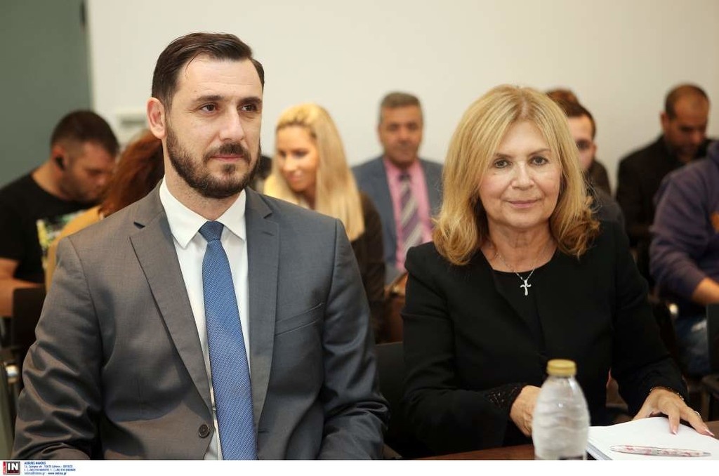 Ένταση στην έφεση της ΑΕΚ: Το βίντεο από τα επεισόδια άναψε «φωτιές»! (photos)