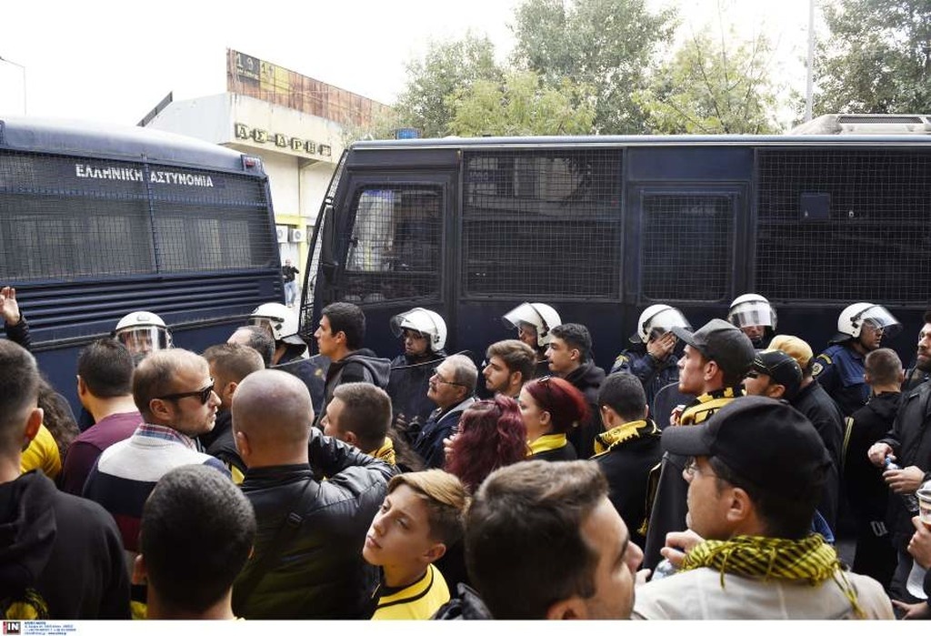 Άρης-ΠΑΟΚ: Το πούλμαν άναψε «φωτιές» πριν τη σέντρα του ντέρμπι! (photos)