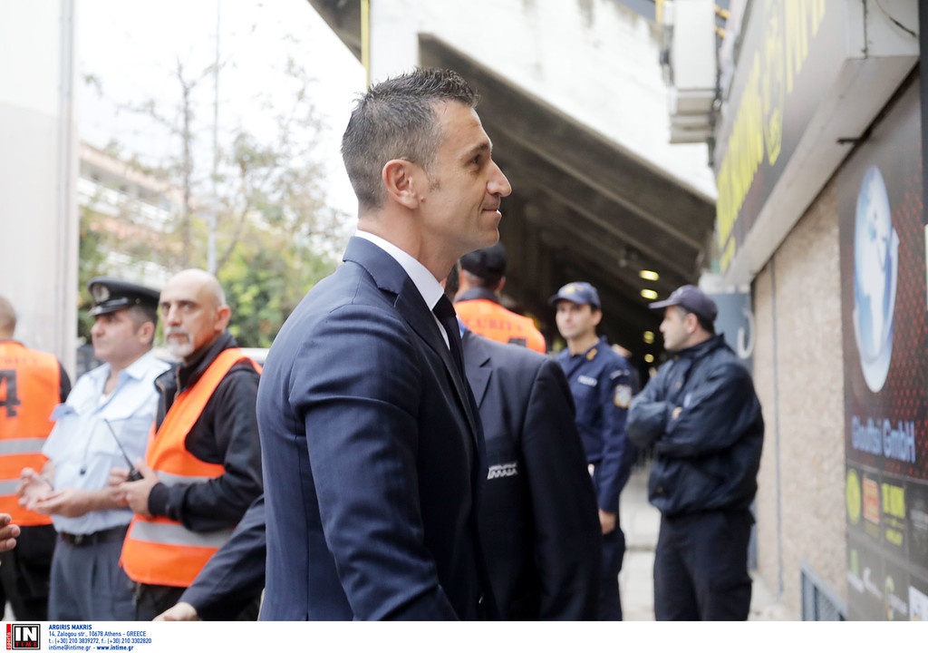 Άρης-ΠΑΟΚ: Οι πρώτες εικόνες του ντέρμπι, έφτασε και ο Ντοβέρι (photos)