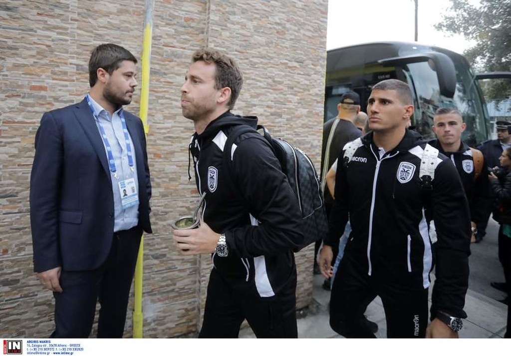 Άρης-ΠΑΟΚ: Στο «Βικελίδης» ο Ιβάν Σαββίδης! (photos)