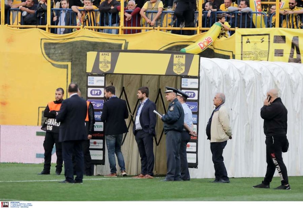 Άρης-ΠΑΟΚ: Έβαλαν «φωτιά» στο «Βικελίδης» (photos)