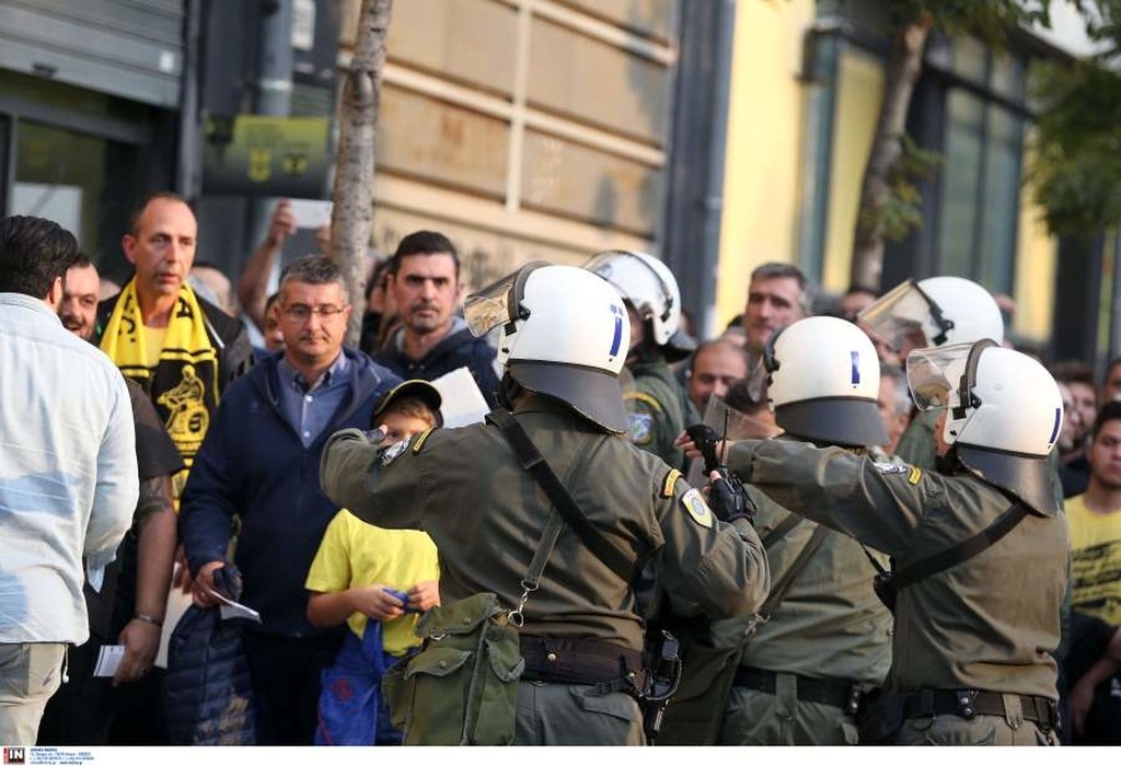 Άρης-ΠΑΟΚ: Το πούλμαν άναψε «φωτιές» πριν τη σέντρα του ντέρμπι! (photos)
